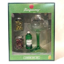 Tanqueray London Dry Gin Gift Set with Rose Petals and Cardamom