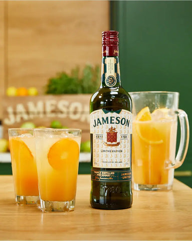 Jameson Triple Distilled Irish Whiskey 70cl - WHITE - Limited Edition