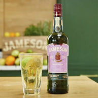 Jameson Triple Distilled Irish Whiskey 70cl - PINK - Limited Edition